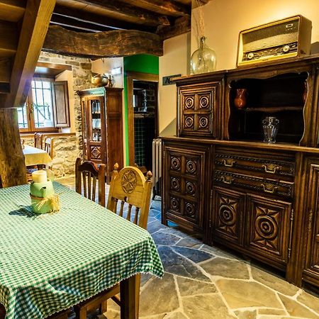 Casona De El Castaniu Hotel Serrapio Eksteriør billede