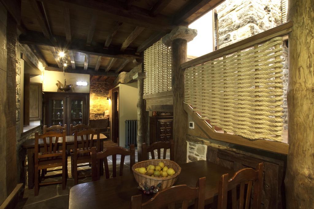 Casona De El Castaniu Hotel Serrapio Eksteriør billede