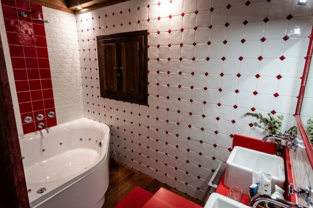 Casona De El Castaniu Hotel Serrapio Eksteriør billede
