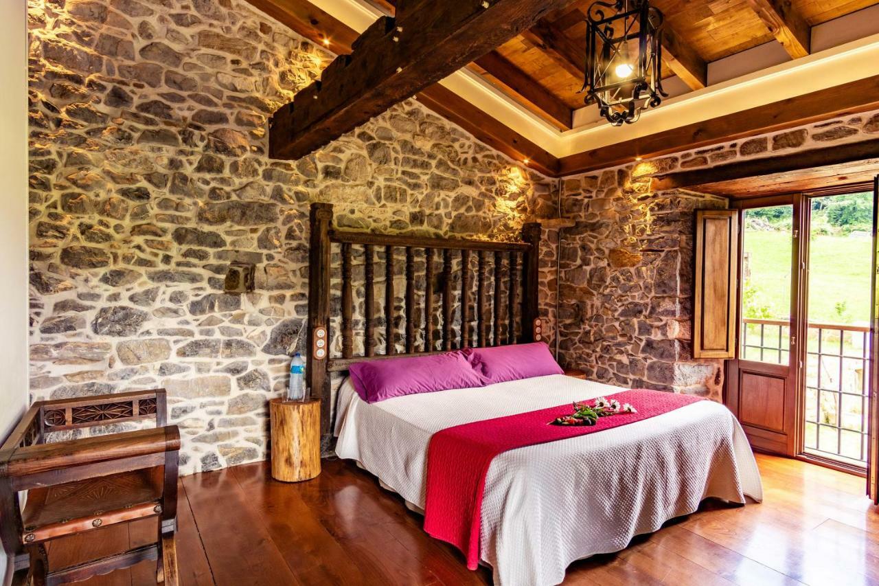 Casona De El Castaniu Hotel Serrapio Eksteriør billede